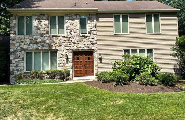 548 NOTTINGHAM DRIVE photos photos