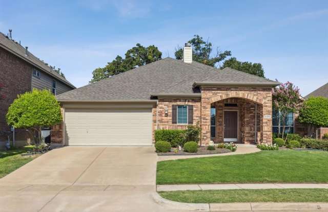 6315 Weaver - 6315 Weaver Drive, Arlington, TX 76001