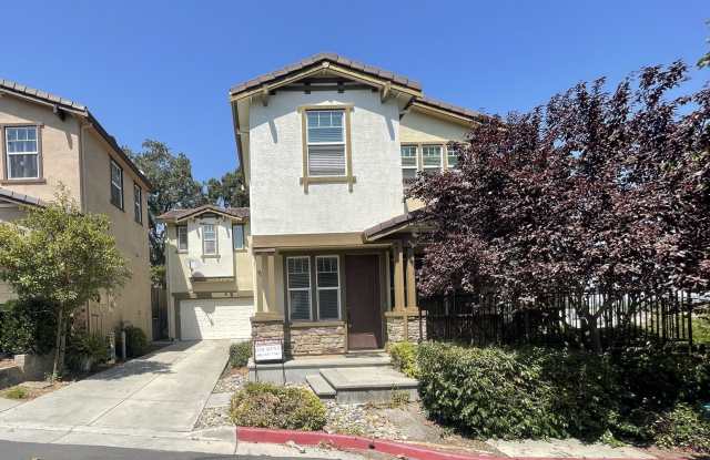 $3995 - 3 Bed/2.5 Bath Two Story Home in Desirable Gilroy Community-COMING SOON! photos photos