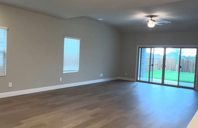 6002 Broadacre Dr Gallery 4
