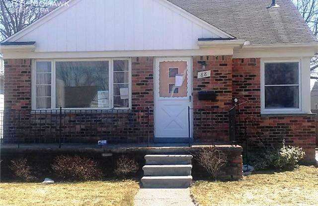 88 Mohawk - 88 Mohawk Road, Pontiac, MI 48341