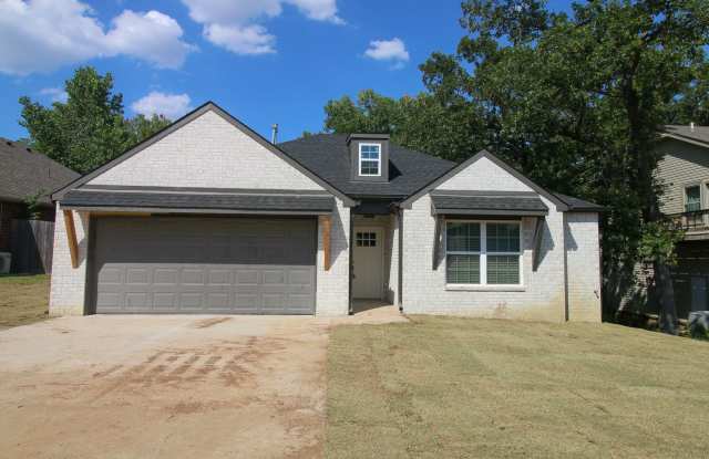 New Build: 3 Bed 2 Bath In Quiet Neighborhood photos photos