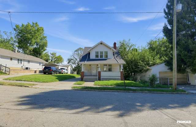 Charming 2BR House in Springfield Gallery 3