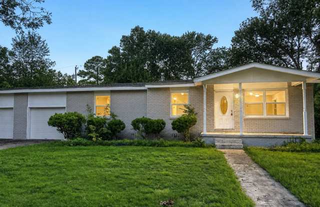 Beautiful 3-Bedroom Rental in Huntsville! photos photos Beautiful 3-Bedroom Rental in Huntsville! photos photos