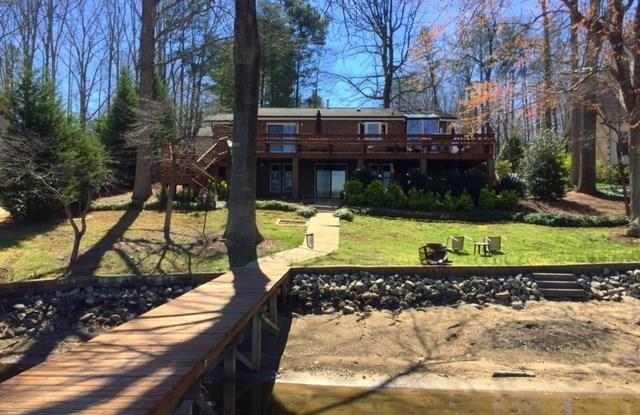3943 Benton Drive Gallery 4