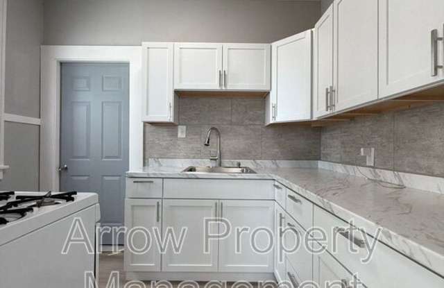 305 N 7 (Beatrice, NE) - 1 Gallery 2