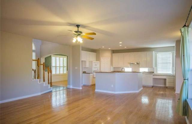 4417 Maize Drive Gallery 3