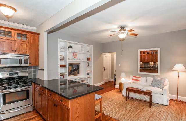 Cathedral Heights Charmer Gallery 4