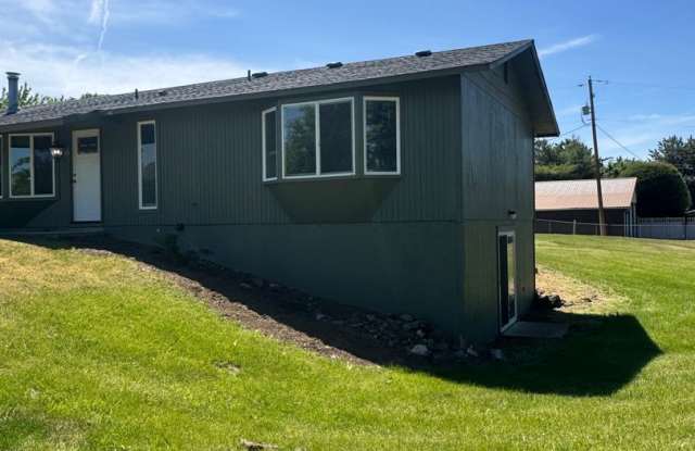 Non-Refundable  Security Deposit Total: $2200.00 photos photos
