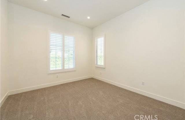 135 Linda Vista Gallery 2