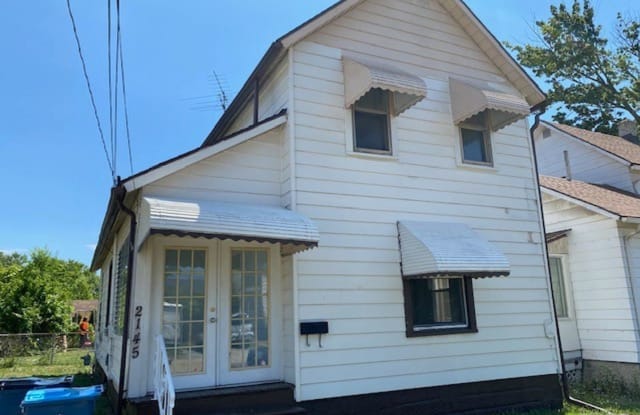 2145 Washington - 2145 Washington Ave, Lorain, OH 44052
