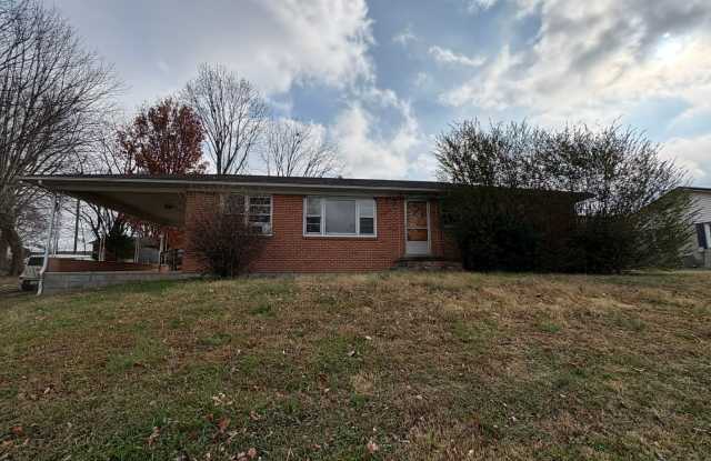 Comfortable Small-Town Living - 120 Harper Drive, Gamaliel, KY 42140