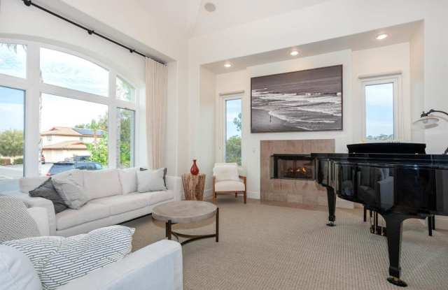 527 Liverpool Drive photos photos 527 Liverpool Drive photos photos