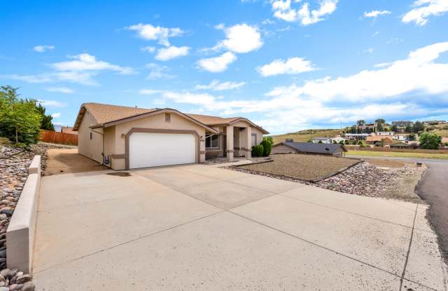 4901 North Reavis Drive Gallery 2