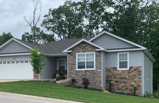 Beautiful Home with Plenty of Storage and Covered Back Porch photos photos