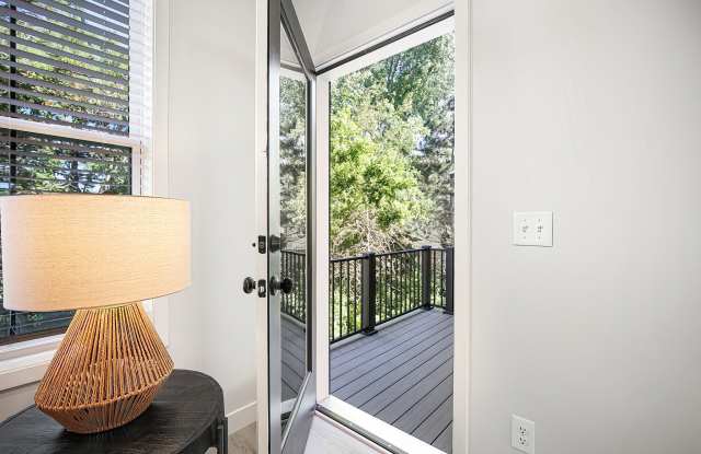 Foxtail Hollow Townhomes Gallery 4