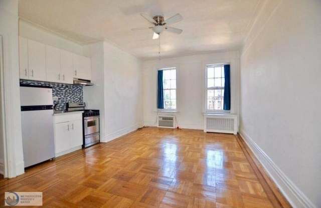 12 Perry Street - 12 Perry Street, New York City, NY 10014