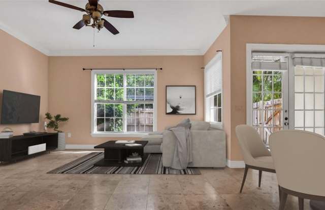 1750 NE 12th Street, Fort Lauderdale, FL 33304 - 2444 Gallery 4