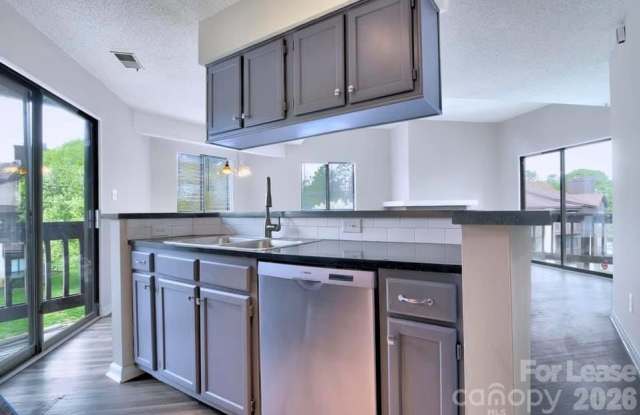 8121 Cedar Glen Drive photos photos