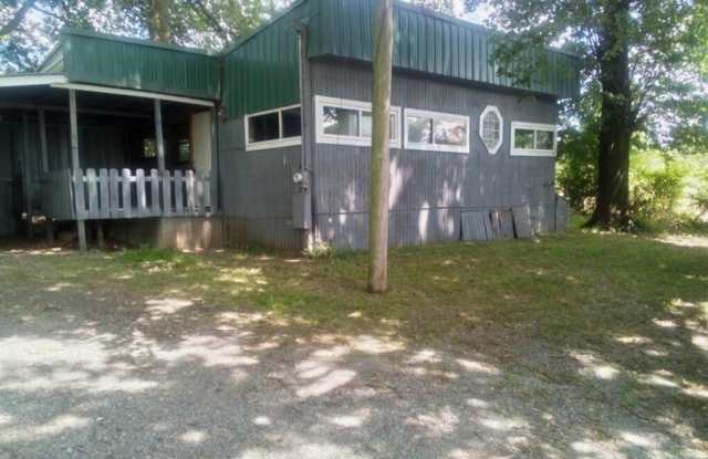 Tonya Choate 501 388-8794 - 5820 Snoopy Lane, McAlmont, AR 72117