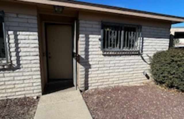 8416 Hilton Avenue Northeast - 1Unit 9A - 8416 Hilton Avenue Northeast, Albuquerque, NM 87111