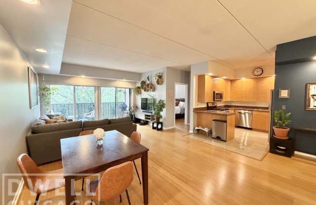 4625 W Lawrence Ave photos photos