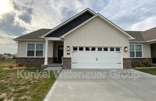 812 Applewood Creek Drive photos photos