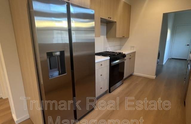 611 E. Garfield Ave - 611 East Garfield Avenue, Glendale, CA 91205 611 E. Garfield Ave - 611 East Garfield Avenue, Glendale, CA 91205