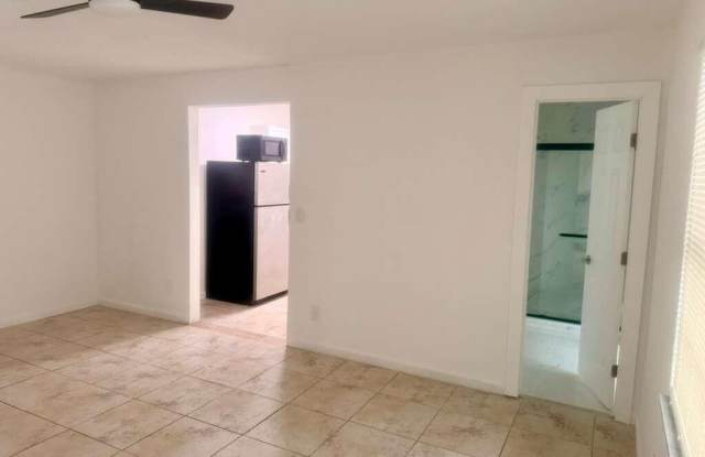 1492 SCOTTSDALE Road N Gallery 4