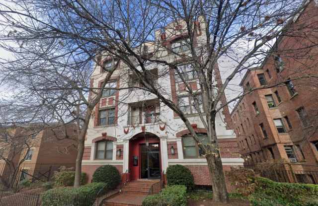 1495 Newton ST NW #304 photos photos