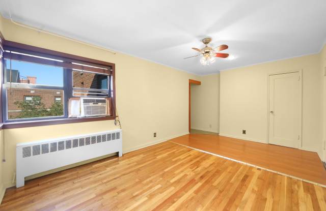 Hudson Terrace E7 - 1/Bdrm 1/Bath Gallery 3