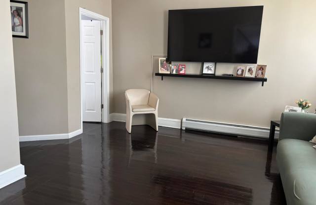 358 High St photos photos