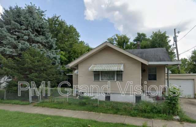 825 East Lincoln Avenue photos photos