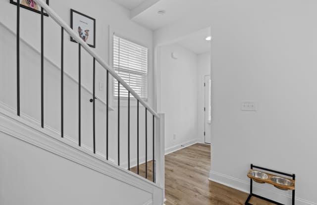 5619 Johnson Woods Ct Gallery 3