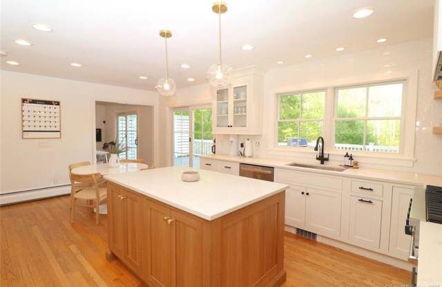 95 Chestnut Hill Lane Gallery 2