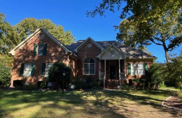 401 Ashwood Dr. - 401 Ashwood Drive, Williamsburg, VA 23185