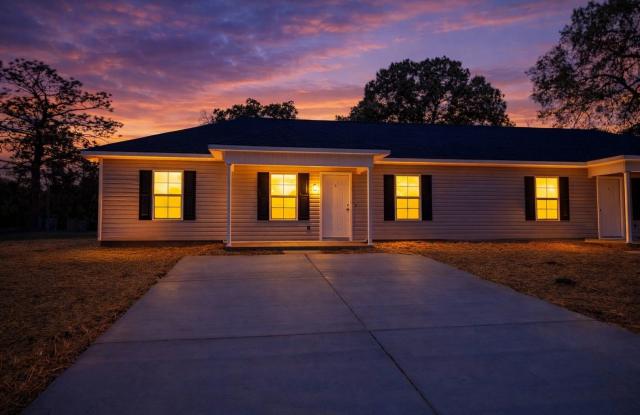 Charming 3BR Duplex in Warner Robins photos photos