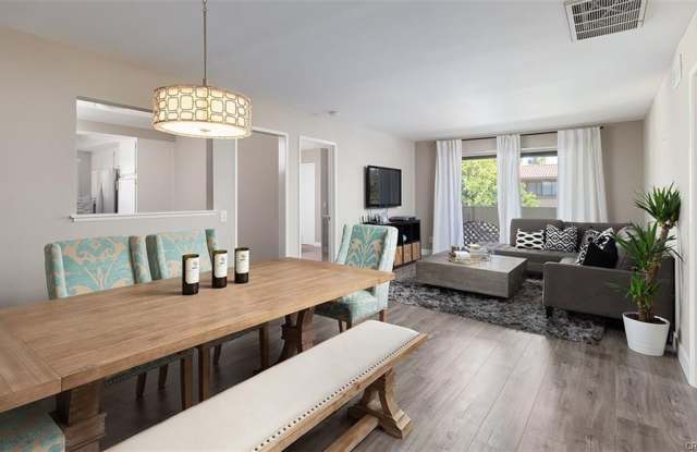 Upper End Unit With Direct Garage Access - 21311 Balsam Lane, Lake Forest, CA 92630
