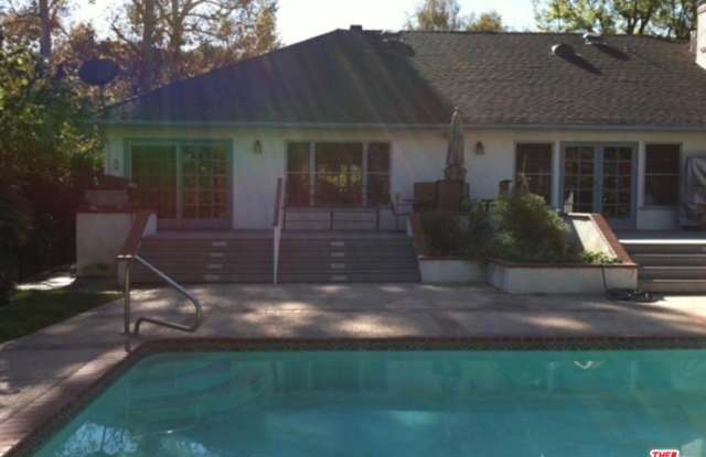 15705 WOODVALE Road Gallery 2