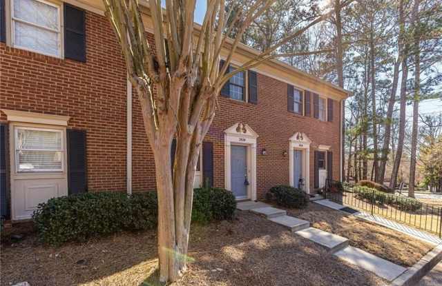 2828 Webb Bridge Road Gallery 2