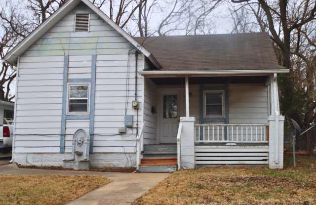 Charming Downtown-Adjacent Rental Home photos photos