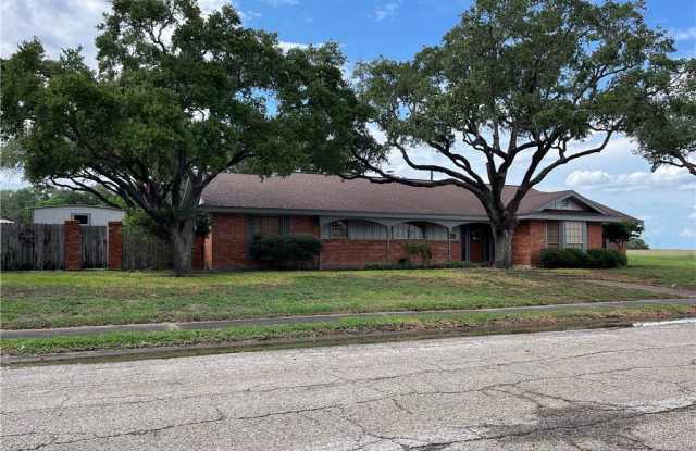 749 San Patricio Avenue photos photos