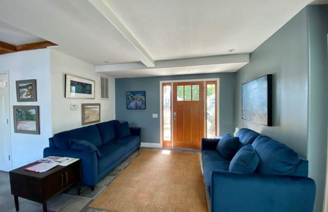 510 Carmel Ave. Gallery 4