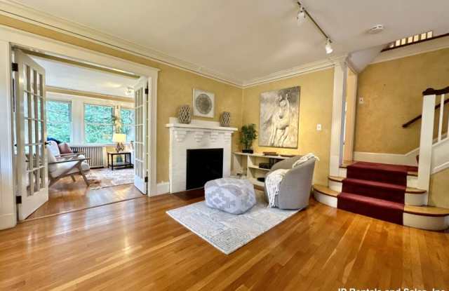 37 Pondview Ave. photos photos
