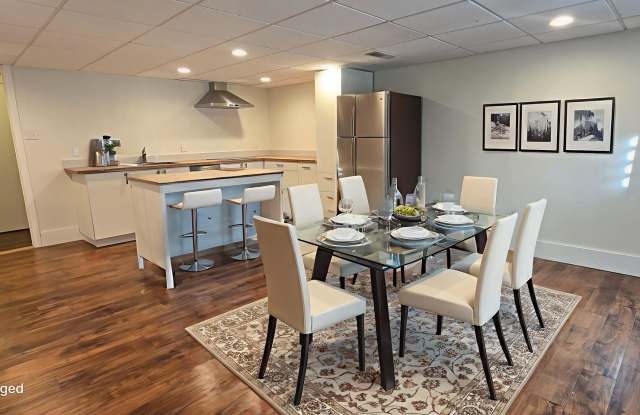 Remodeled 1-Bedroom Lower Unit Home with Private Walkout Modern Amenities photos photos Remodeled 1-Bedroom Lower Unit Home with Private Walkout Modern Amenities photos photos