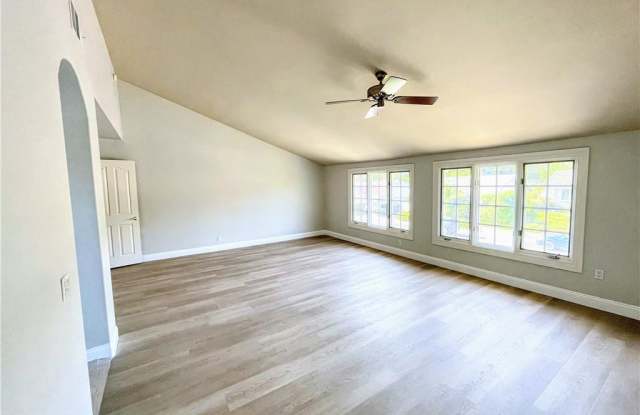 27142 Pueblonuevo Drive Gallery 3
