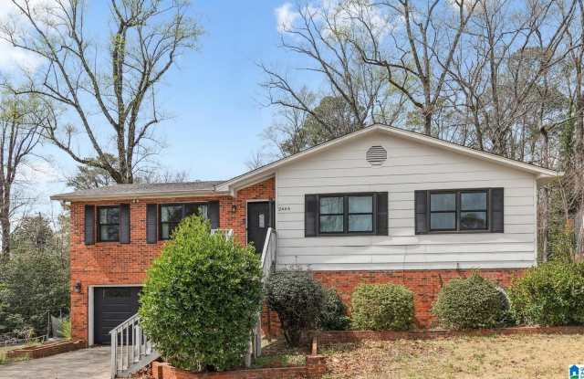 2444 COLUMBIANA ROAD Gallery 2