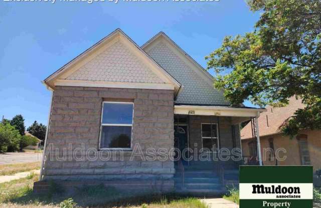 623 E Routt Ave photos photos