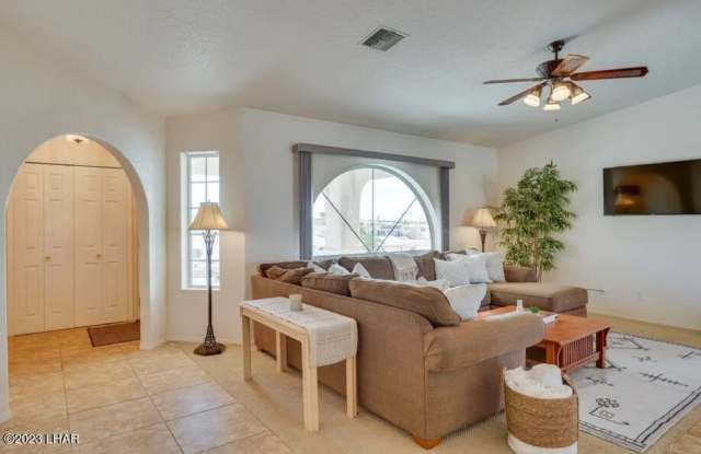 3463 Wallingford Dr Gallery 3