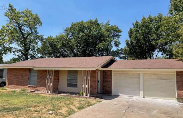 3717 Devonshire Court E - 3717 West Devonshire Court, Irving, TX 75062